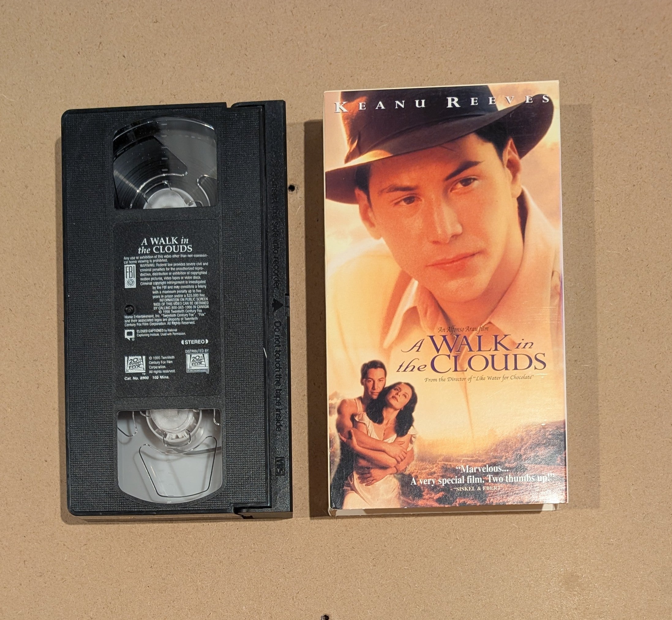 A Walk in the Clouds (1995)